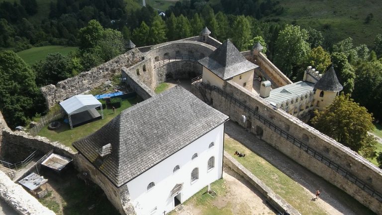 Zamek w Lubowli czyli siedziba starostów spiskich i ...